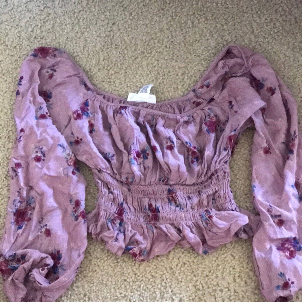 Long sleeve crop top